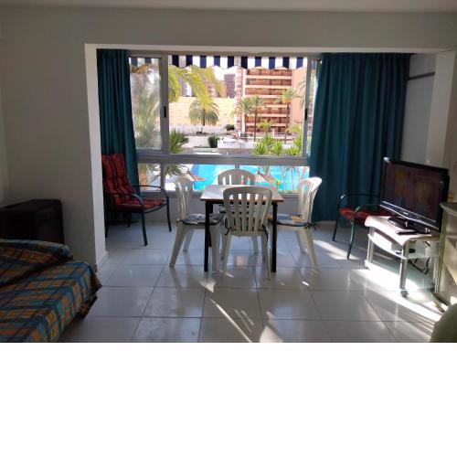 Versalles - Zand Properties