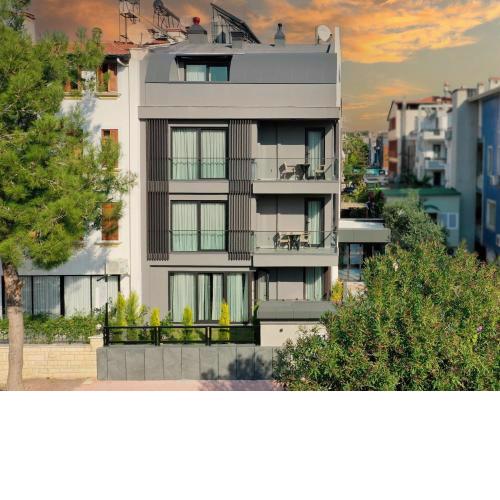 VESTA SUITES