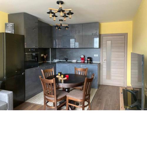 Victor's Suite , with private parking