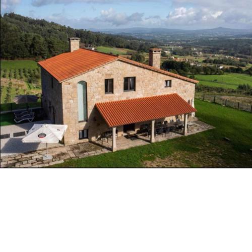 Villa - 5 Bedrooms with WiFi - 7841