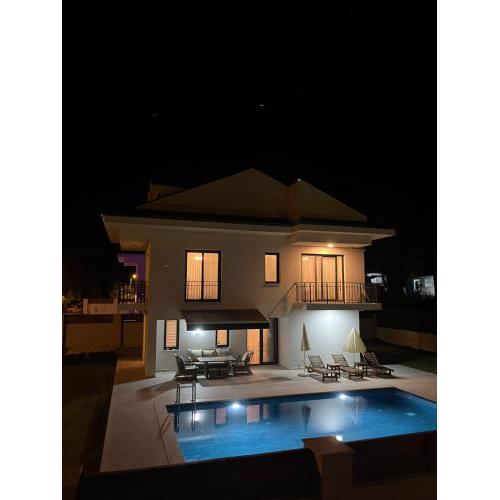 Villa 212