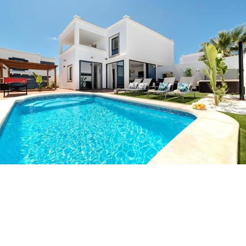 Villa Acacia