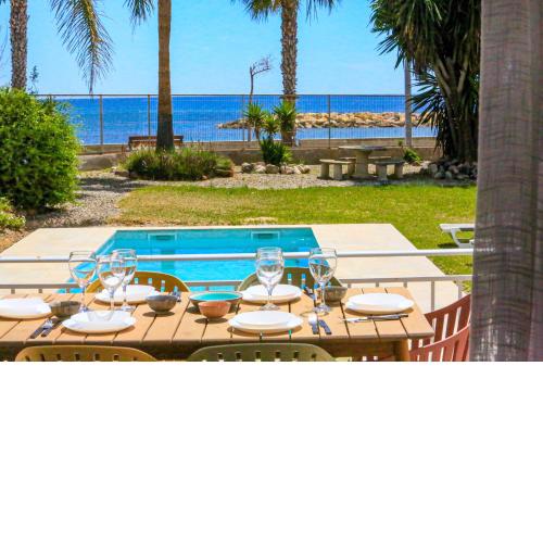 Villa Acacias - ONLY FAMILIES
