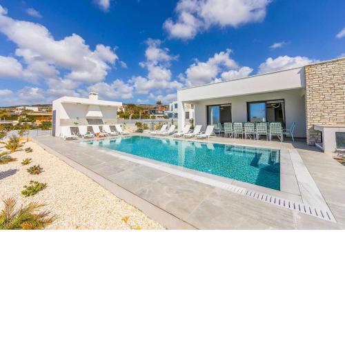 Villa Adaris