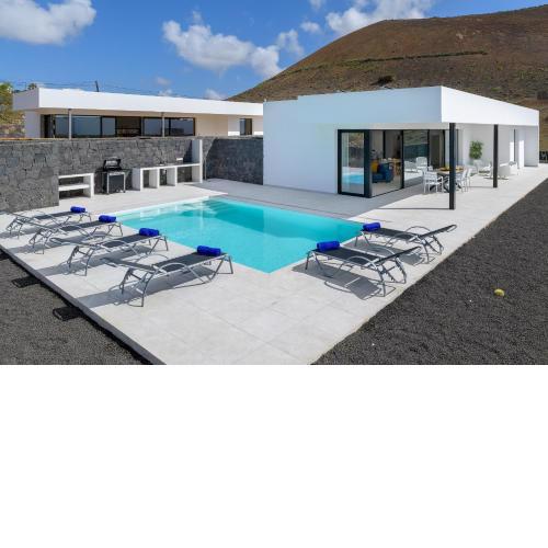 Villa Ainara