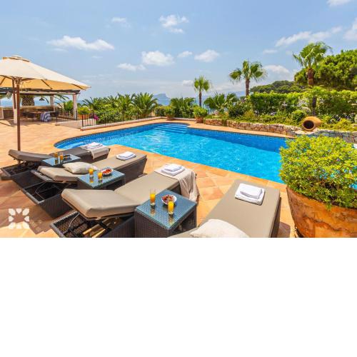 Villa Alessia by Abahana Villas