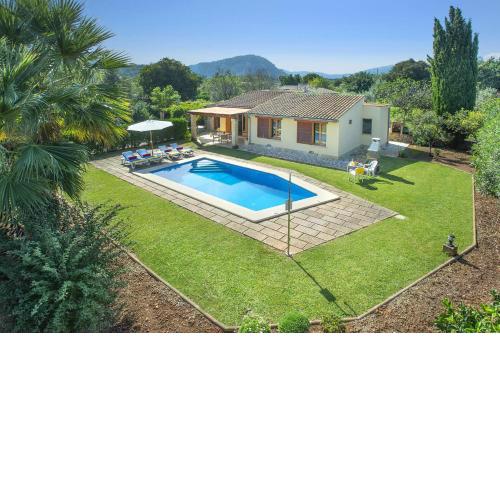 Villa Almendra Boi by Villa Plus