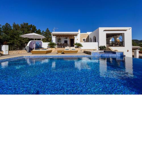Villa Almond