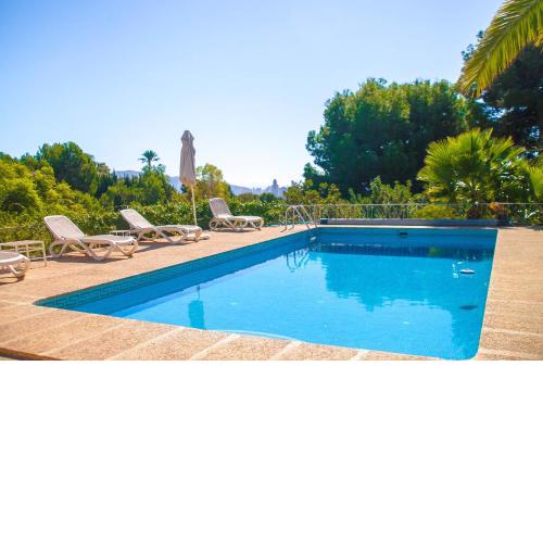 Villa Altozano with pool, barbeque, large garden, and fantastic sea views
