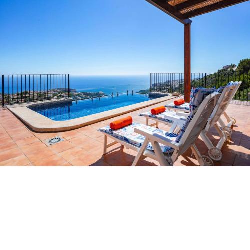 Villa Amanecer by Villa Plus