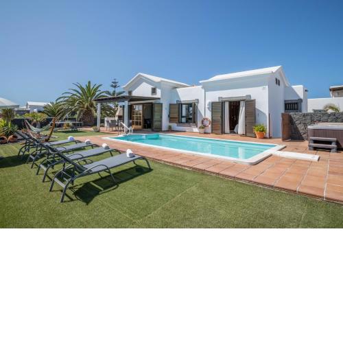 Villa Ambar Cherry