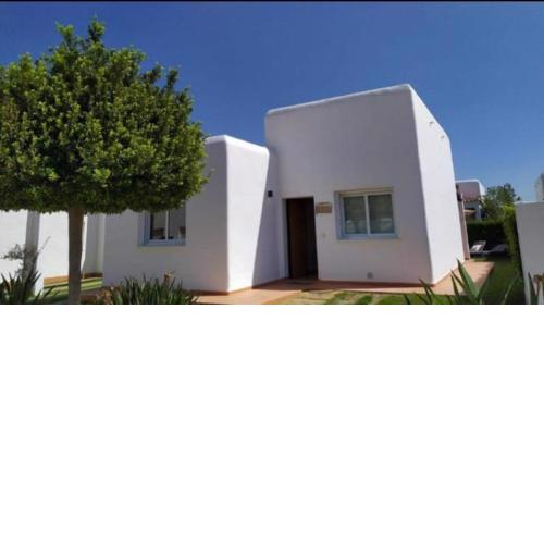 VILLA ANA
