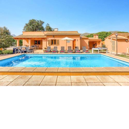 Villa Andreu by Villa Plus