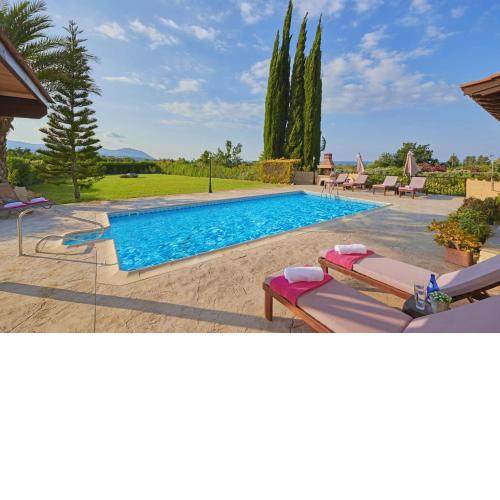 Villa Andriana by Villa Plus