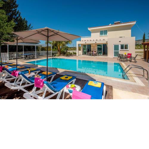 Villa Antigoni by Villa Plus