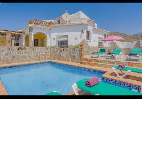 Villa Aránzazu with private pool