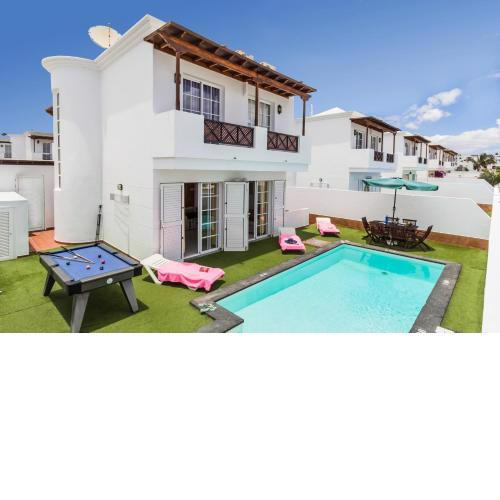 Villa Arte by Villa Plus