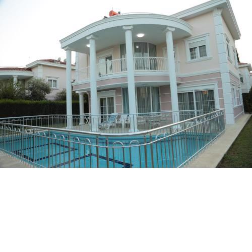 Villa Aslam, Belek Mahallesi 218 Sokak No 4C Tolerance Golf Sitesi C-1 Blok, Serik, Antalya