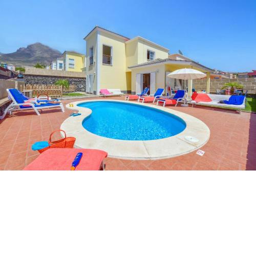 Villa Atenas by Villa Plus