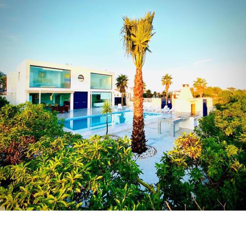 Villa Aurora