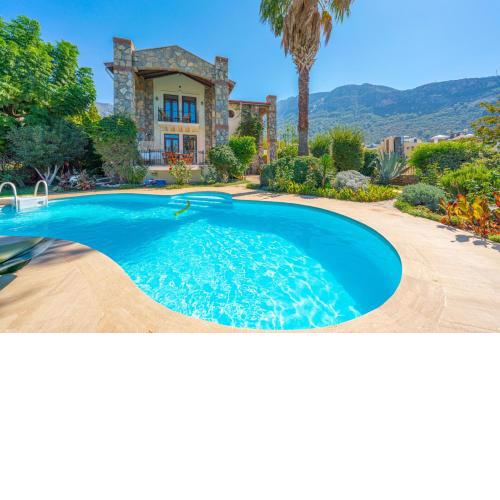 VILLA AYCHiN