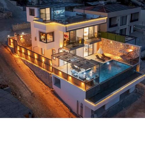 Villa Aydemir Kaş , 4 Kişilik ,Manzara Merkezi, Jakuzi ,Sinema