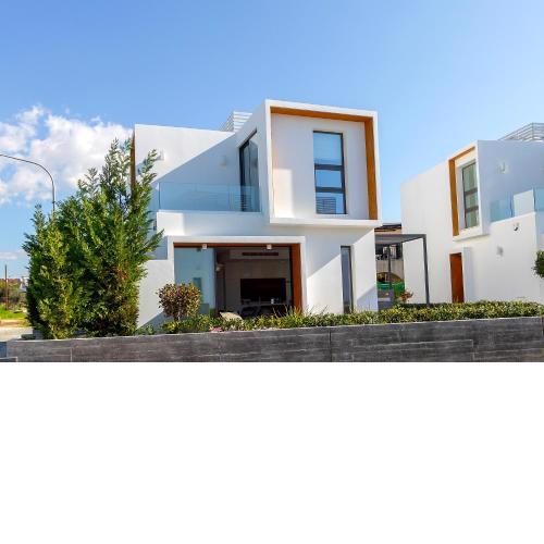 Villa Beach Heaven(Laurus 1), walking distance to the beach
