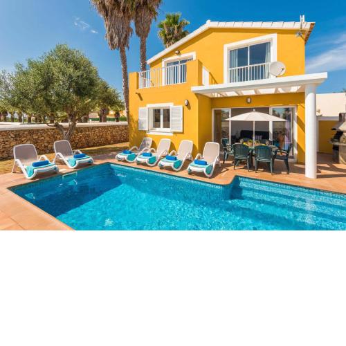 Villa Benjamin by Villa Plus