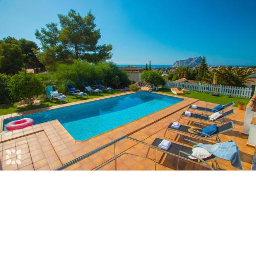 Villa Bernia by Abahana Villas