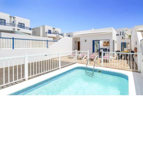 Villa Blanca by Villa Plus