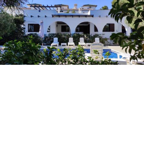Villa Blanca La Mata