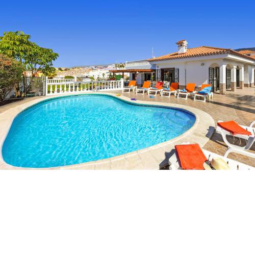 Villa Blanca Salvaje by Villa Plus