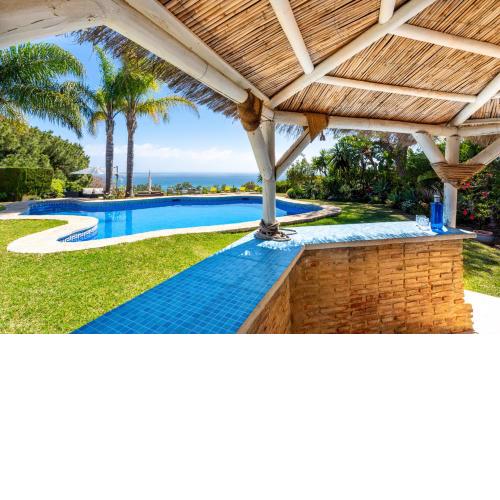Villa Cabopino - Golfside Villa with Spectacular Ocean Views