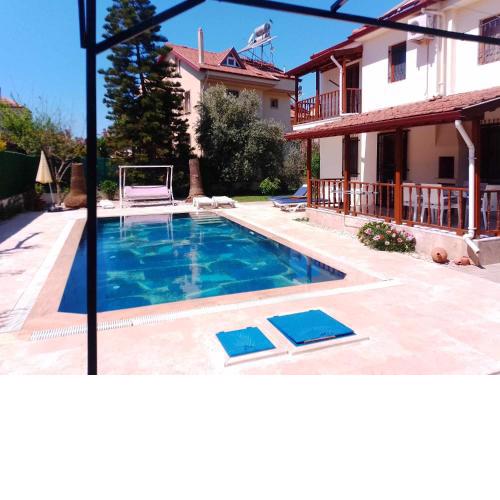 Villa Çalış