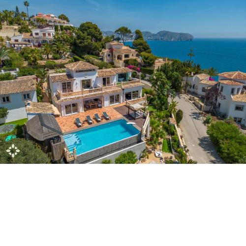 Villa Calma by Abahana Luxe