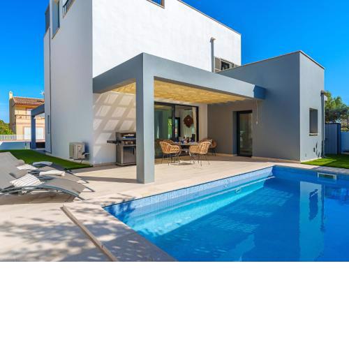 Villa Can Aruna by Interhome