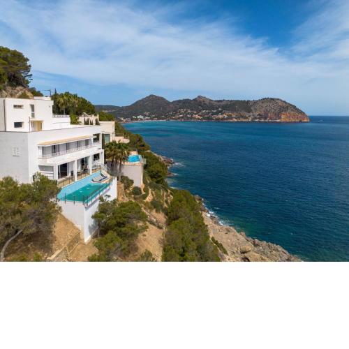 Villa Can Biel Canyamel by Slow Villas