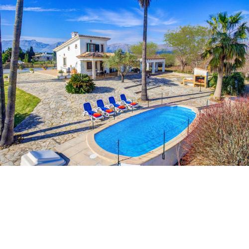 Villa Can Idu by Villa Plus