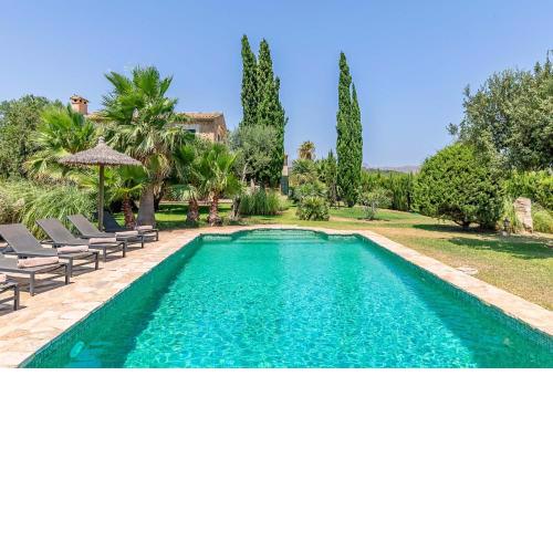 Villa Can Paroya by Sealand Villas