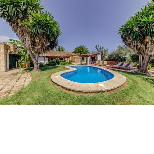 Villa Can Salas by Sealand Villas
