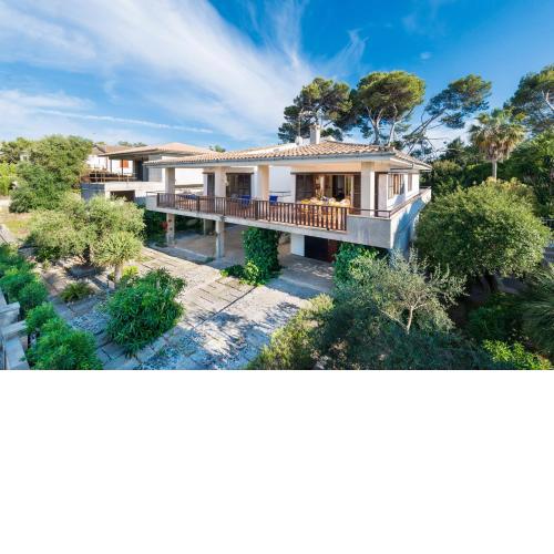 Villa Can Salom, villa for 8 at Mal Pas Beach