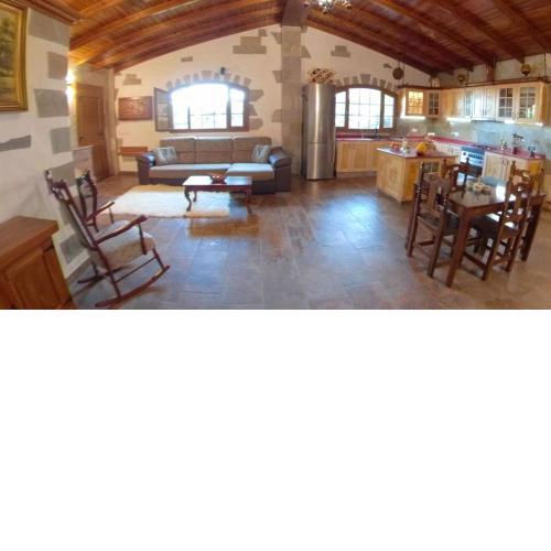 Villa Cantos del Grillo