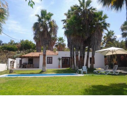 VILLA CAP FERRET, GARDEN, PRIVATE POOL, SEA VIEWS, COSTA ADEJE