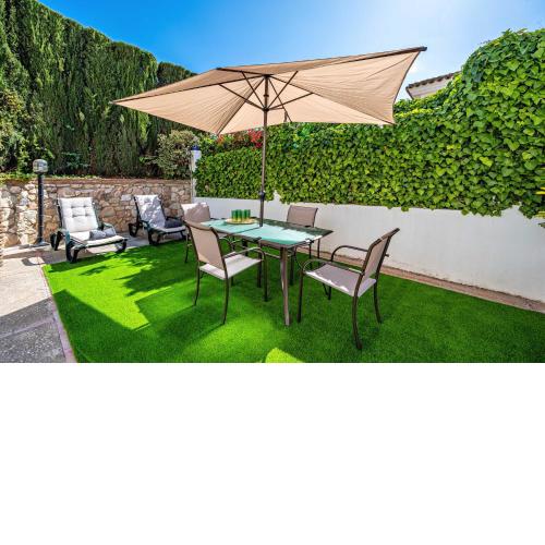 VILLA CARMEN GARDEN & PARKING