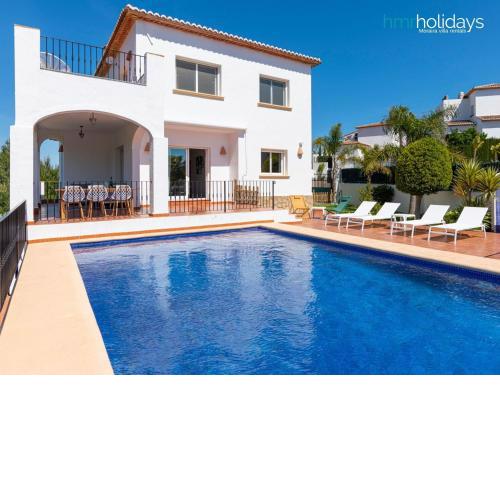 Villa Carolina by HMR Holidays