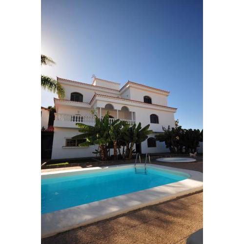 Villa Carolina with private pool