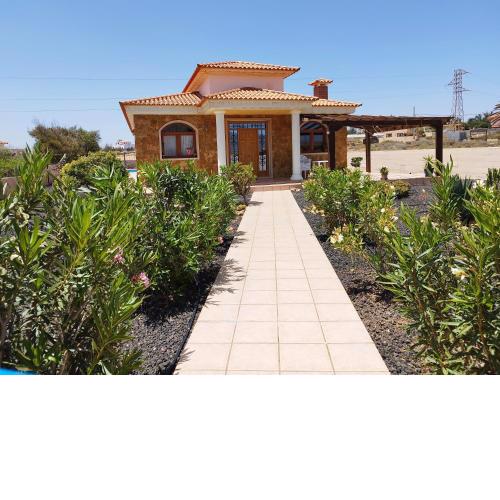 Villa Casa Del Sol 3 Bedroom Villa With Private Solar Covered 12m x 6m Pool Minimum Stay 7 Nights Chromecast And WiFi Throughout The Property