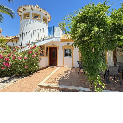 Villa Casa Maravilla near the coast