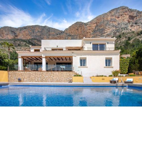 Villa Centauro by Interhome