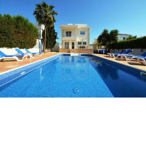 Villa Chloe